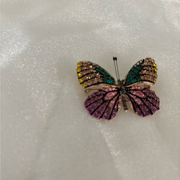 Beautiful Colorful Rhinestone Butterfly Brooch - Picture 2 of 10